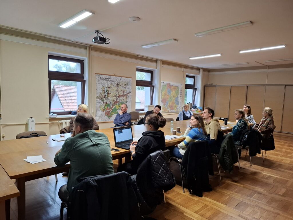 WhatsApp Image 2025 10 14 at 09.26.24